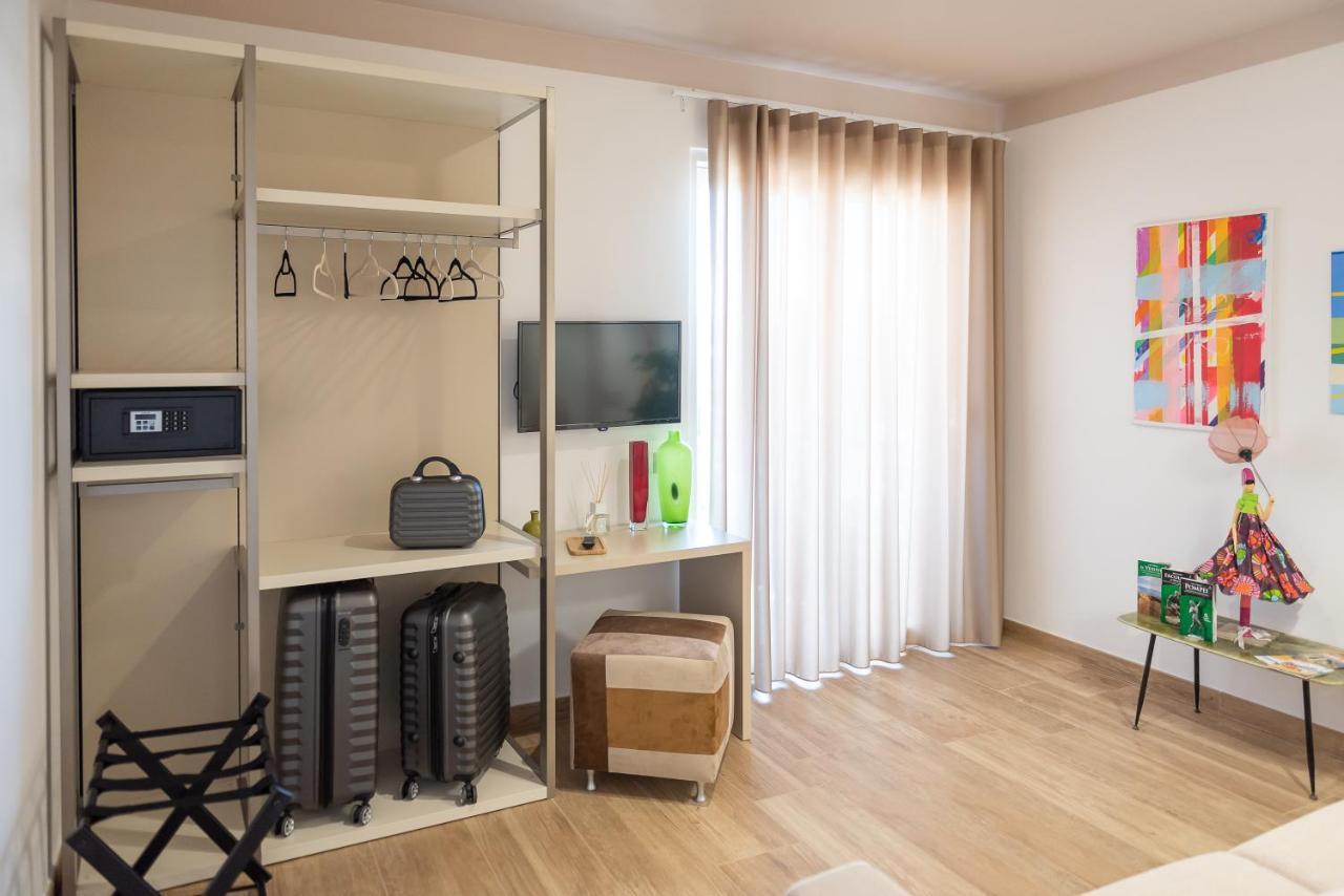 Vemaga Luxury Stay - Pompei City Center ภายนอก รูปภาพ