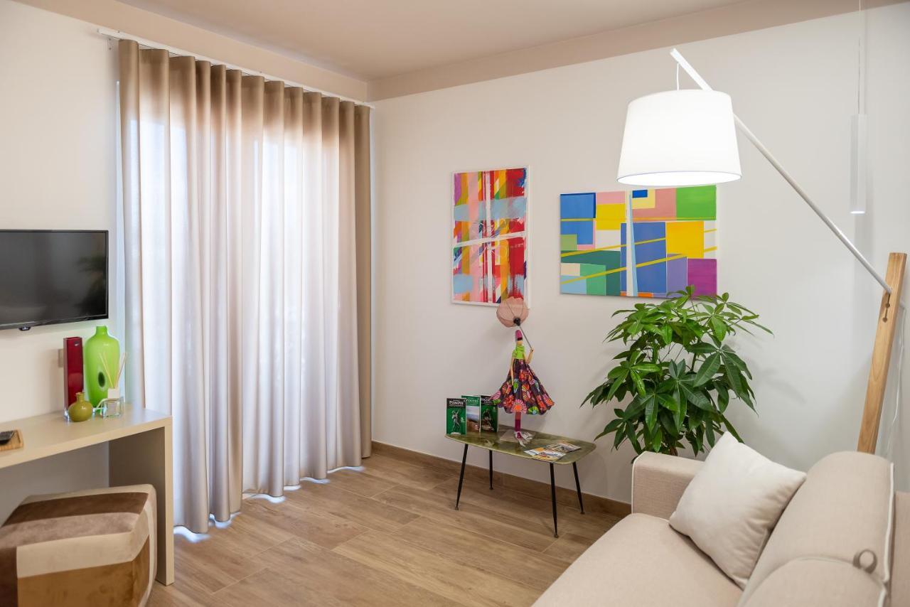 Vemaga Luxury Stay - Pompei City Center ภายนอก รูปภาพ